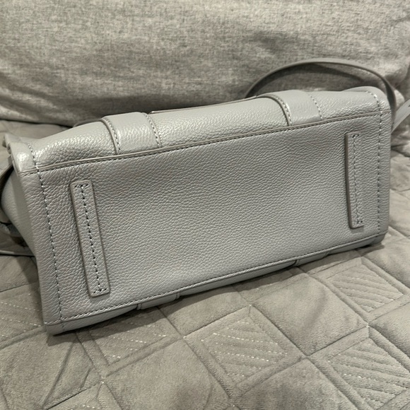 Marc Jacobs The Leather Medium Tote
Bag - Picture 6 of 13